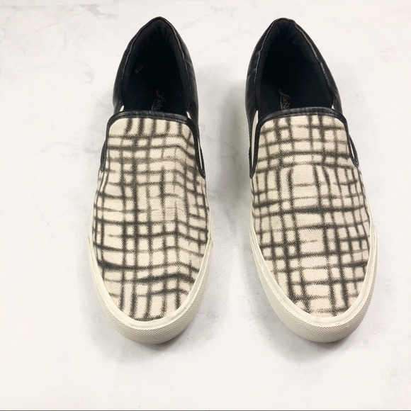 [Lucky Brand] Checkered Slip On Sneakers - Picture 5 of 5